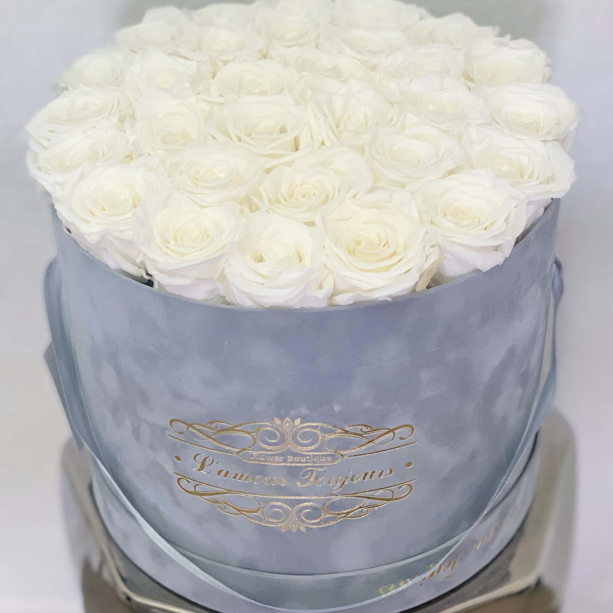 Everlasting Roses Gray Velvet Signature Box - White