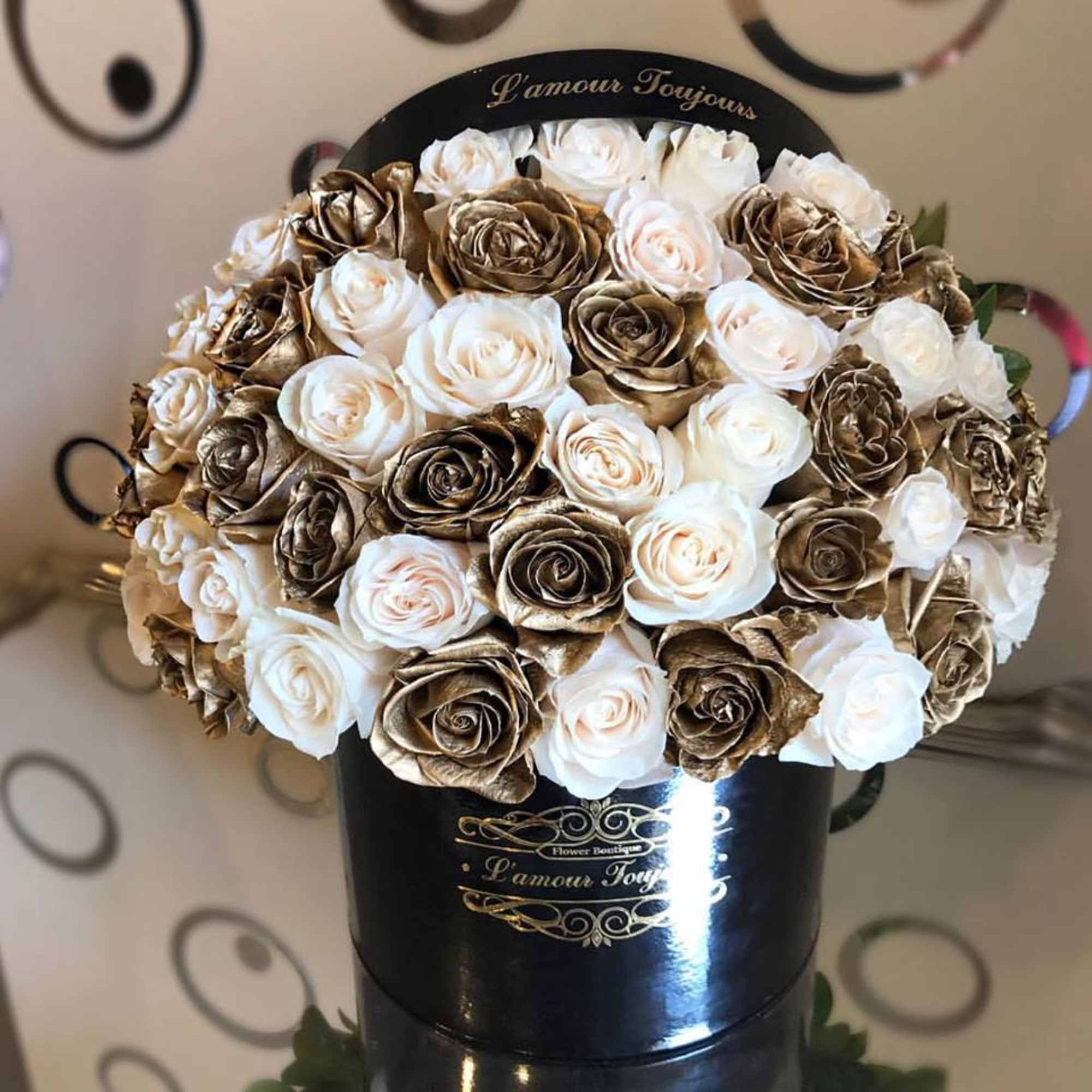 Medium Signature Box White&Gold