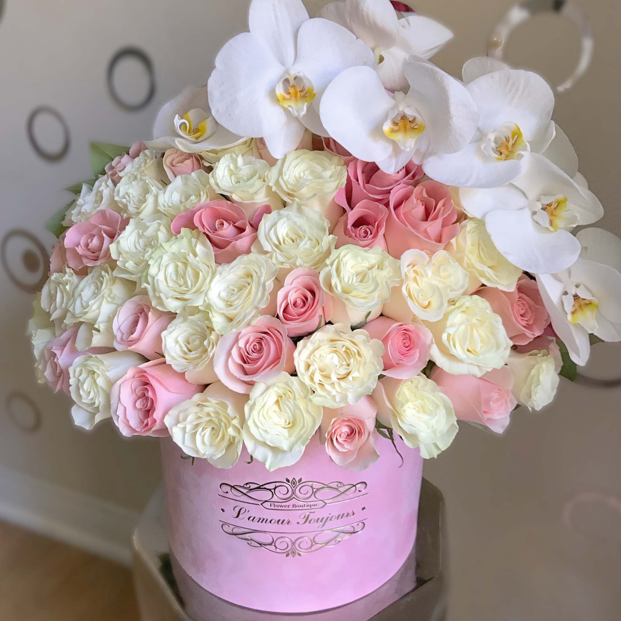 Pink Luxury Signature Box