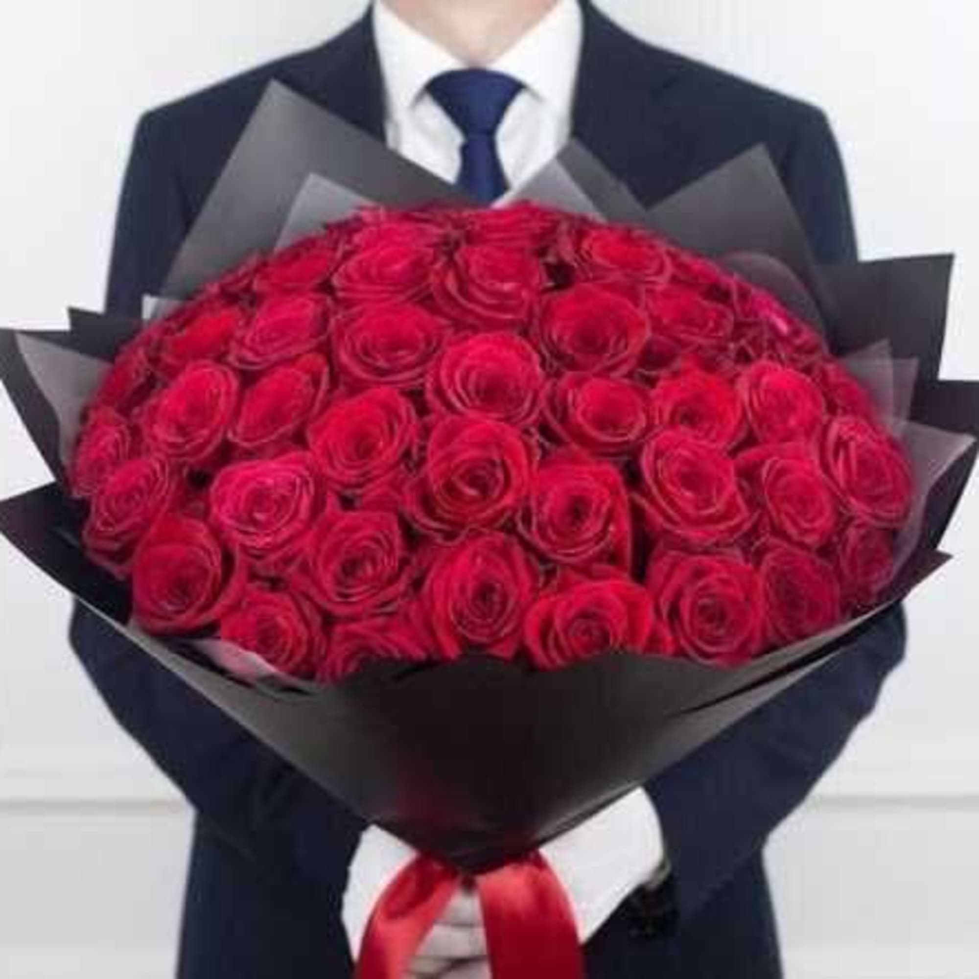 L'amour hand-tied Signature Bouquet