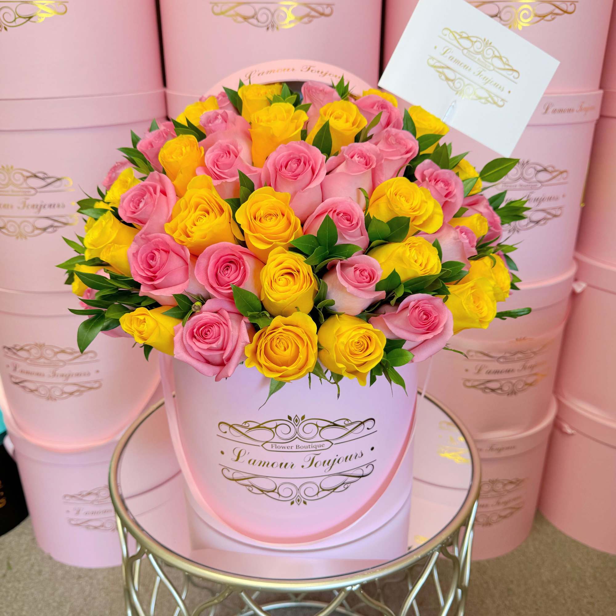 Vibrant Signature Box