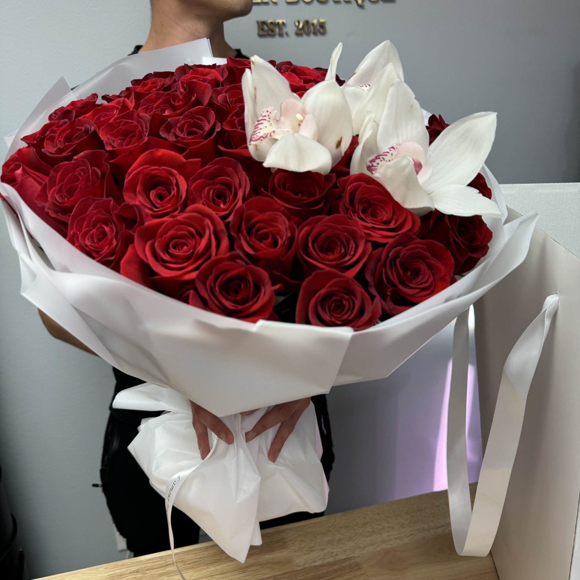 L'amour Signature wrap