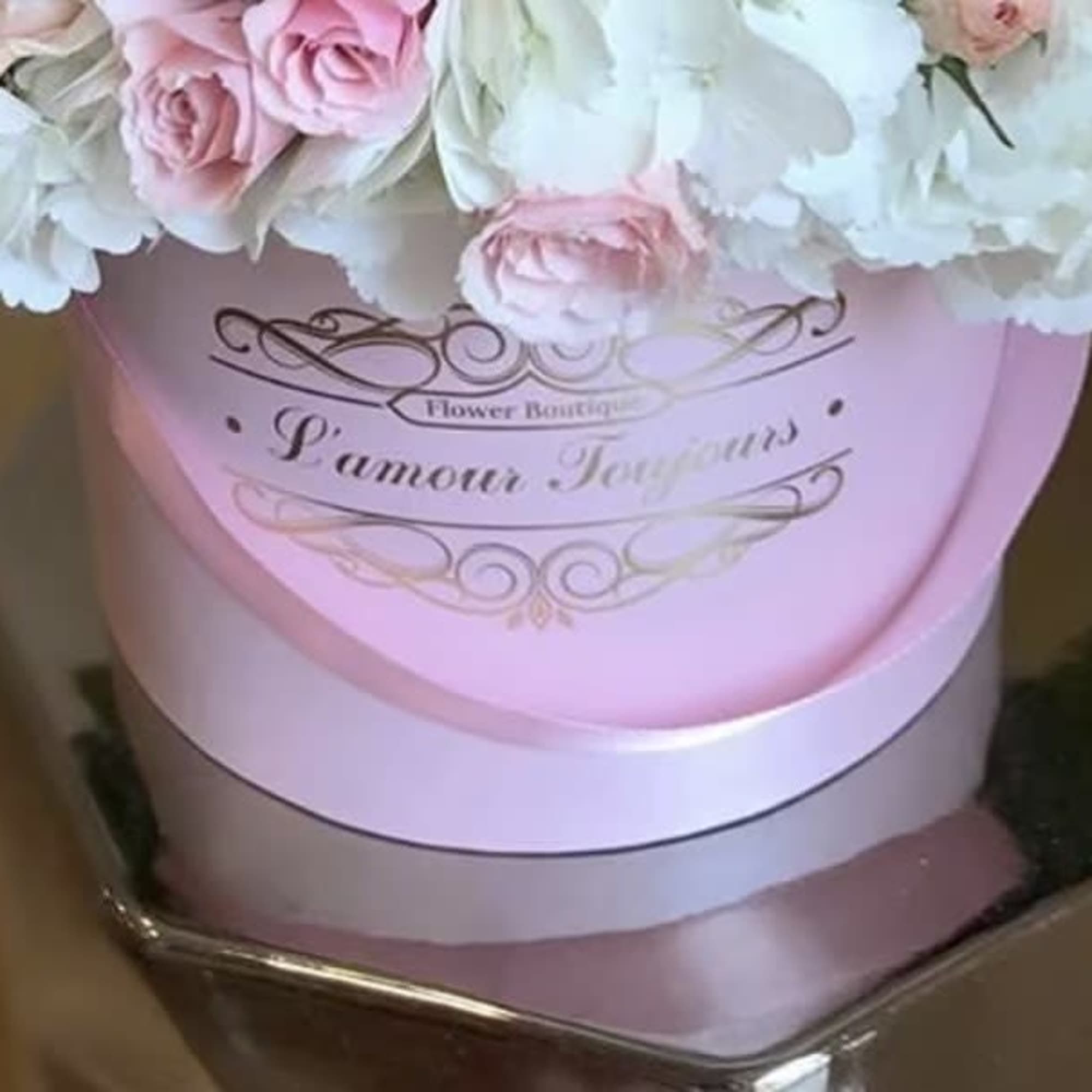 Pink Heaven Signature Box
